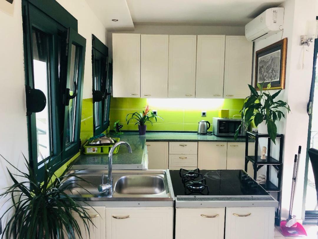 Apartments Afrodita Bar Luaran gambar