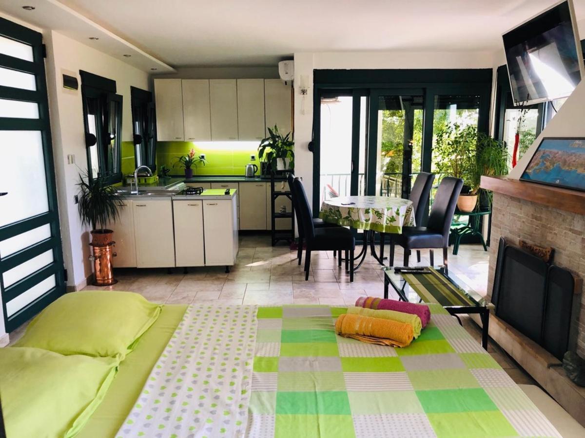 Apartments Afrodita Bar Luaran gambar